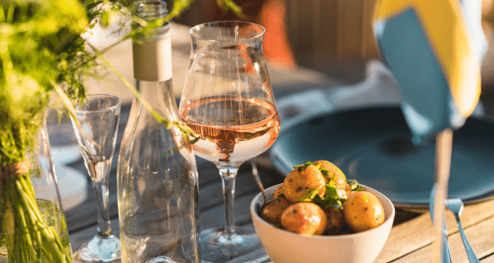 Les vins rosés faibles en alcool : rois de l'apéro cet été ! 